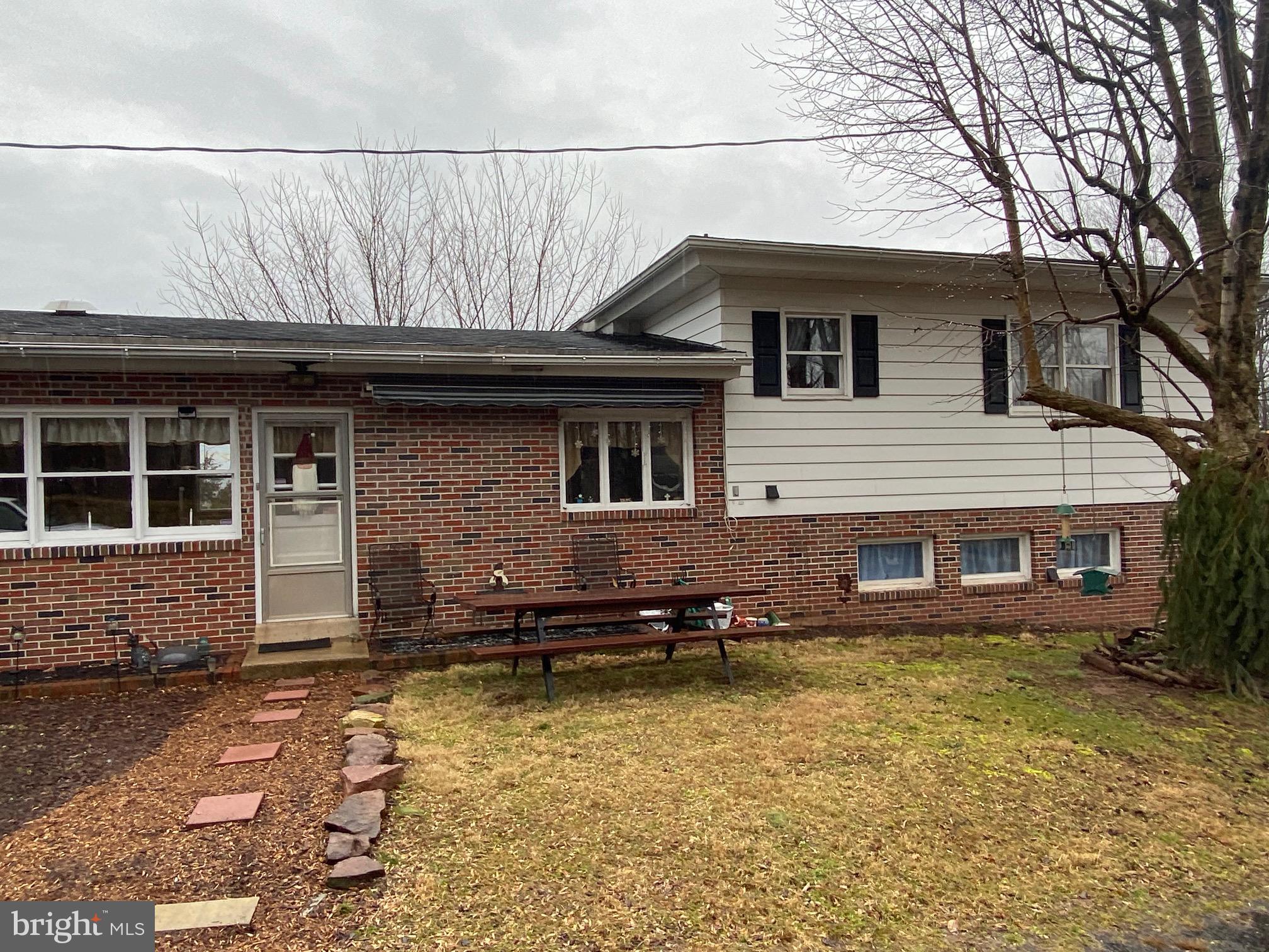 729 Maple Grove Road Mohnton, PA 19540 - Photo 2 of 11 Gallery Image 2
