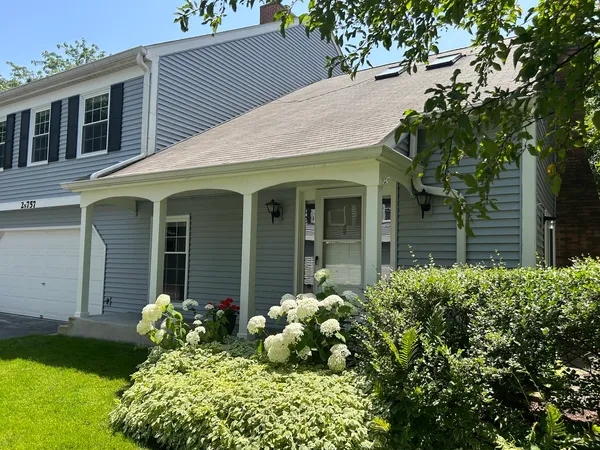 $295,000 | 2S757 Timber Drive, Warrenville, IL 60555