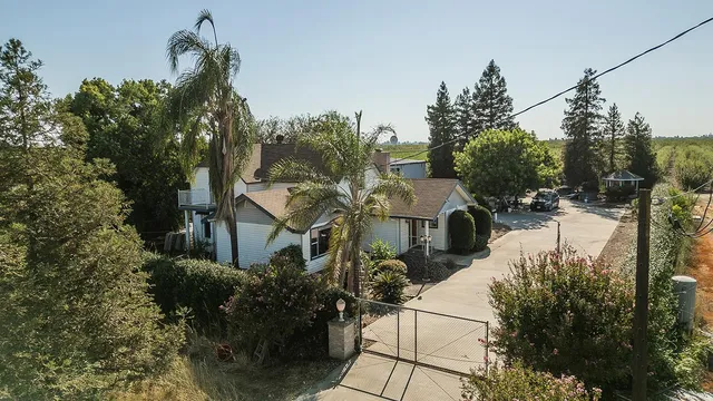 $729,000 | 41179 Road 52, Reedley, CA 93654