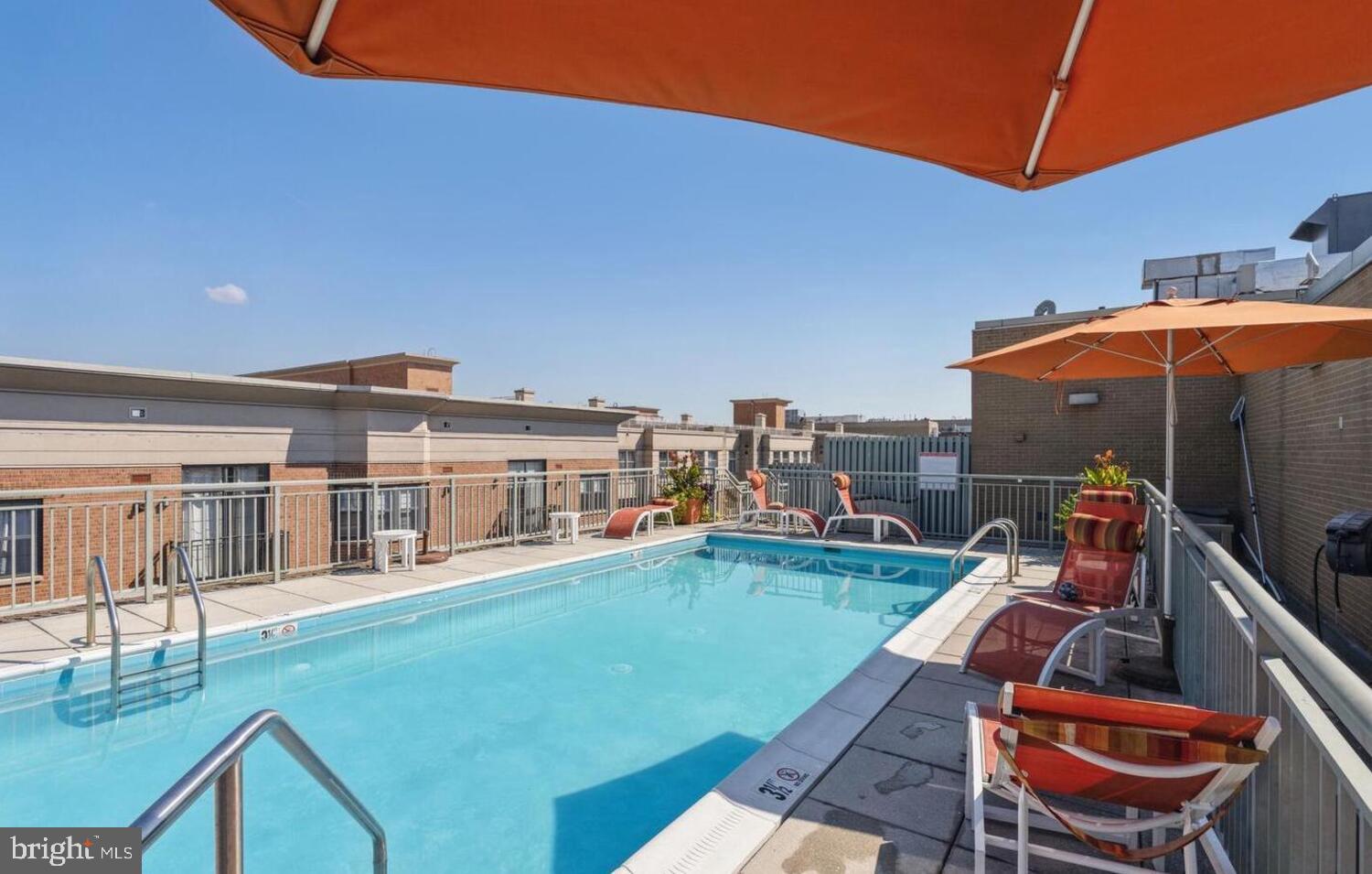 2425 L Street Northwest, Unit 241 Washington, DC 20037 - Photo 17 of 25 Community pool