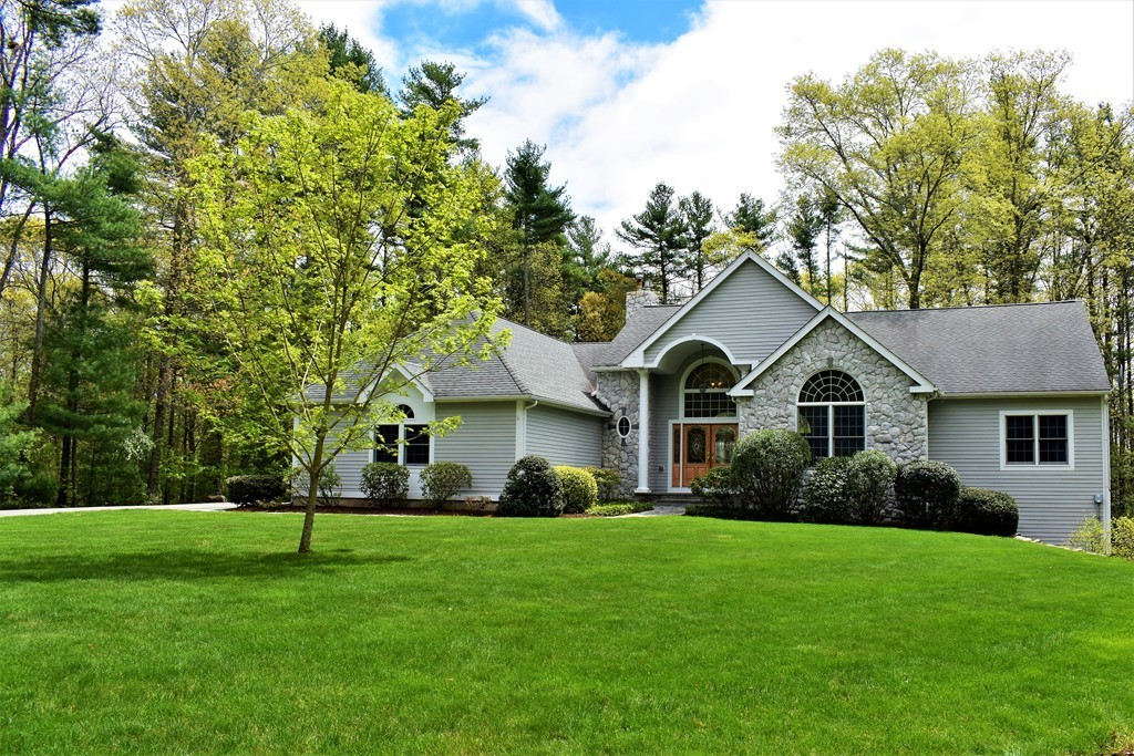 94 Ring Road Kingston, MA 02364 - Photo 1 of 30 Gallery Image 1