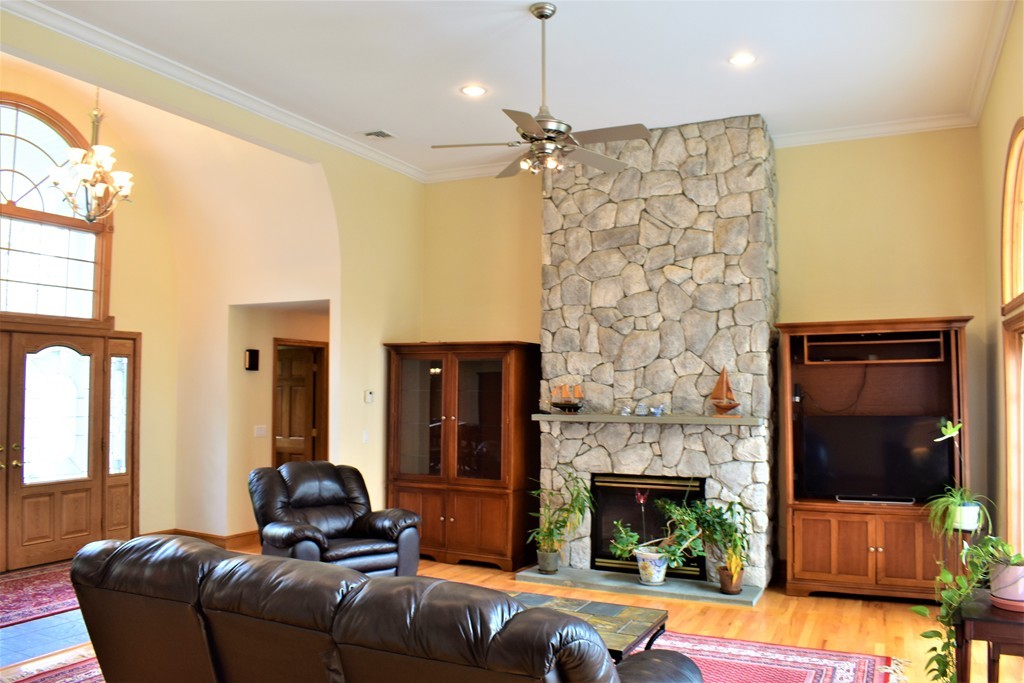 94 Ring Road Kingston, MA 02364 - Photo 8 of 30 Gallery Image 8