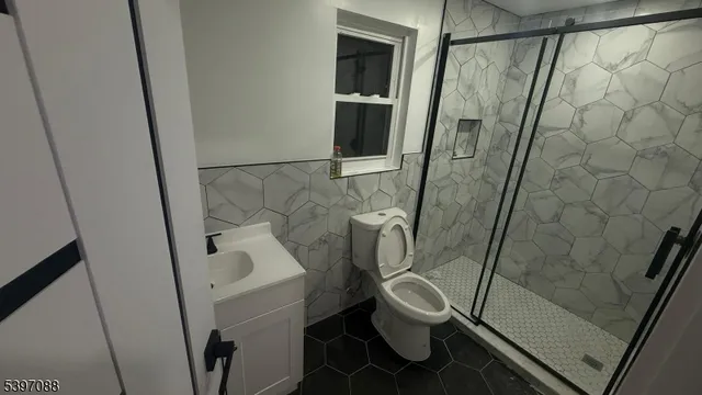 $4,950 | 616 Park Avenue, Unit 1, Elizabeth, NJ 07208