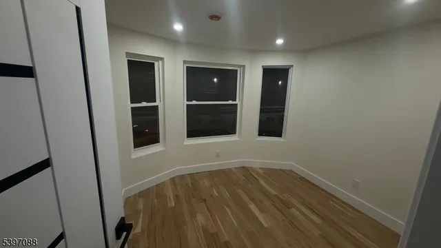 $4,950 | 616 Park Avenue, Unit 1, Elizabeth, NJ 07208