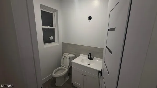$4,950 | 616 Park Avenue, Unit 1, Elizabeth, NJ 07208
