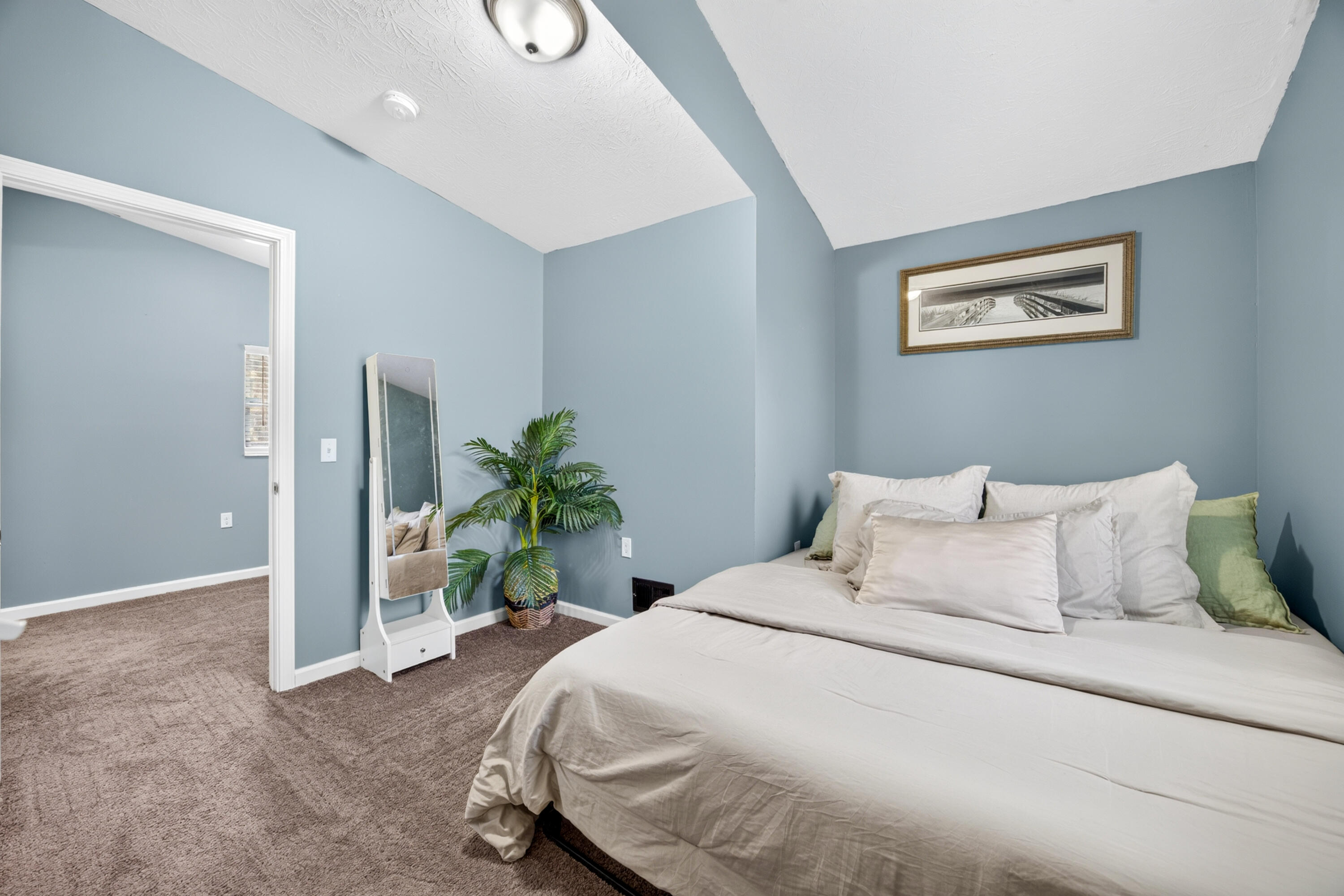 486 Forest Road Covington, KY 41015 - Photo 23 of 42 IMG_4460