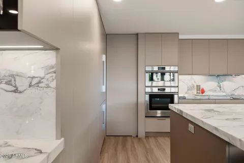 $1,695,000 | 7141 East Rancho Vista Drive, Unit 6008, Scottsdale, AZ 85251