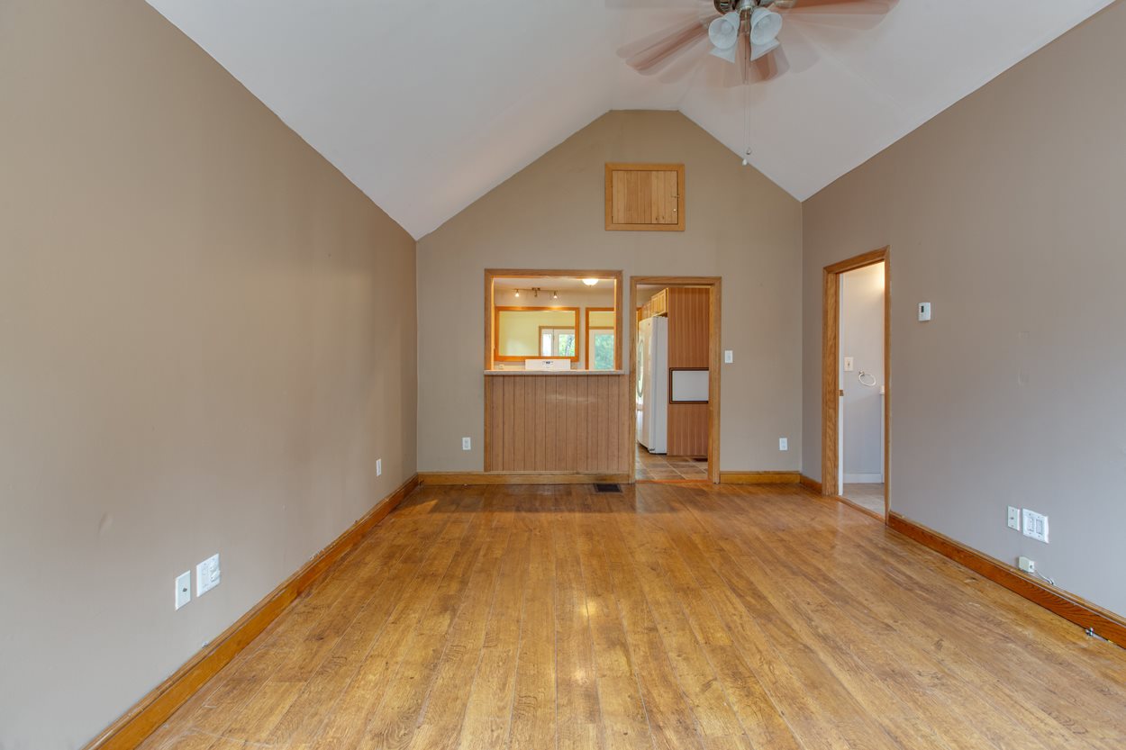 153 North Road Deerfield, NH 03037 - Photo 11 of 27