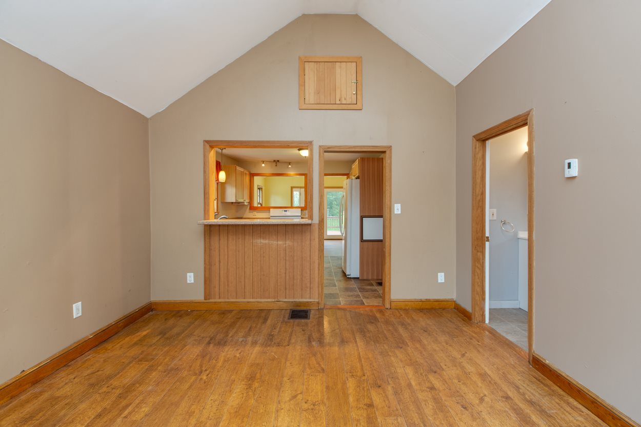 153 North Road Deerfield, NH 03037 - Photo 12 of 27