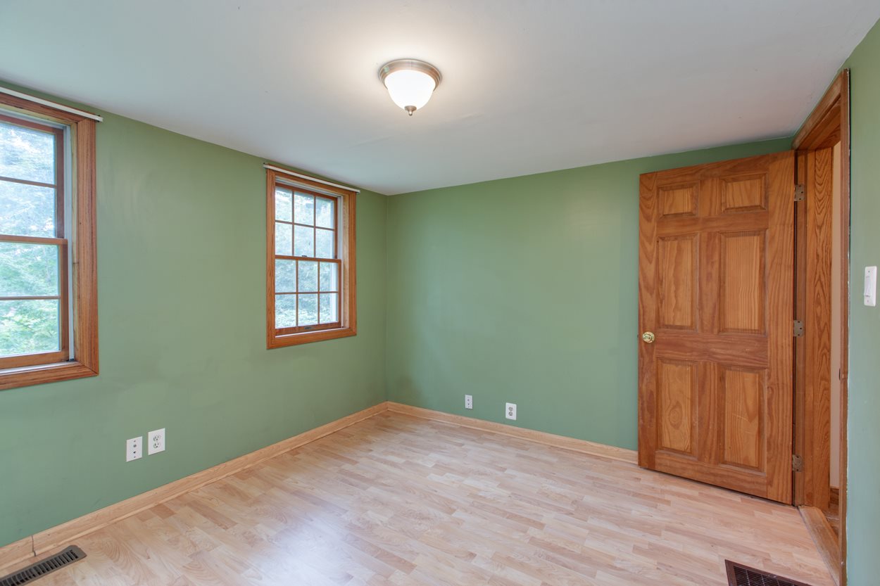 153 North Road Deerfield, NH 03037 - Photo 19 of 27