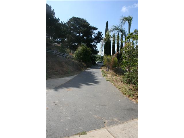 28467 Gordon Hill Road Valley Center, CA 92082 - Photo 11 of 12