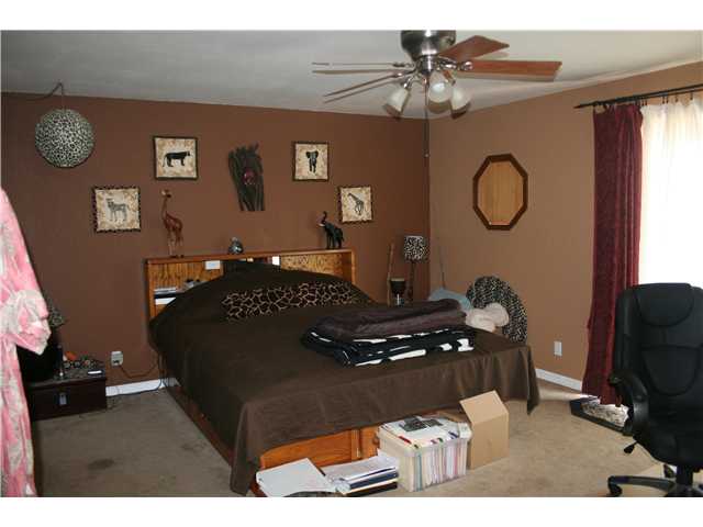 28467 Gordon Hill Road Valley Center, CA 92082 - Photo 4 of 12