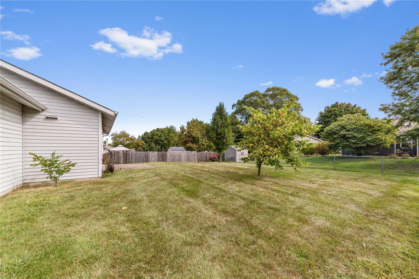1152 Spencer Road St. Peters, MO 63376 - Photo 5 of 29 Gallery Image 5