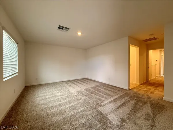$2,195 | 162 Hadley Heights, Henderson, NV 89011