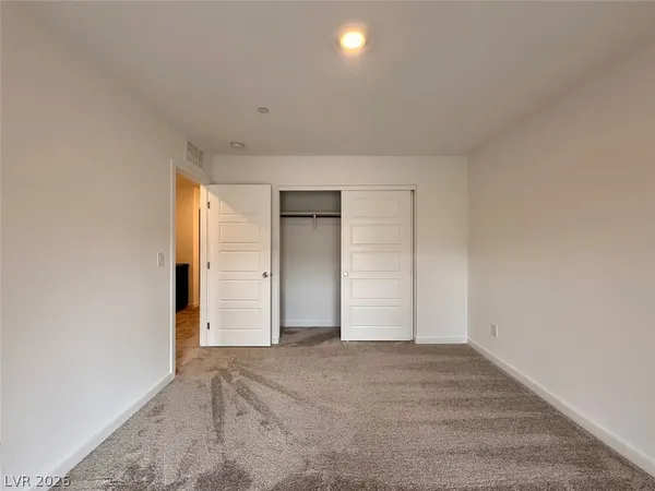 $2,195 | 162 Hadley Heights, Henderson, NV 89011