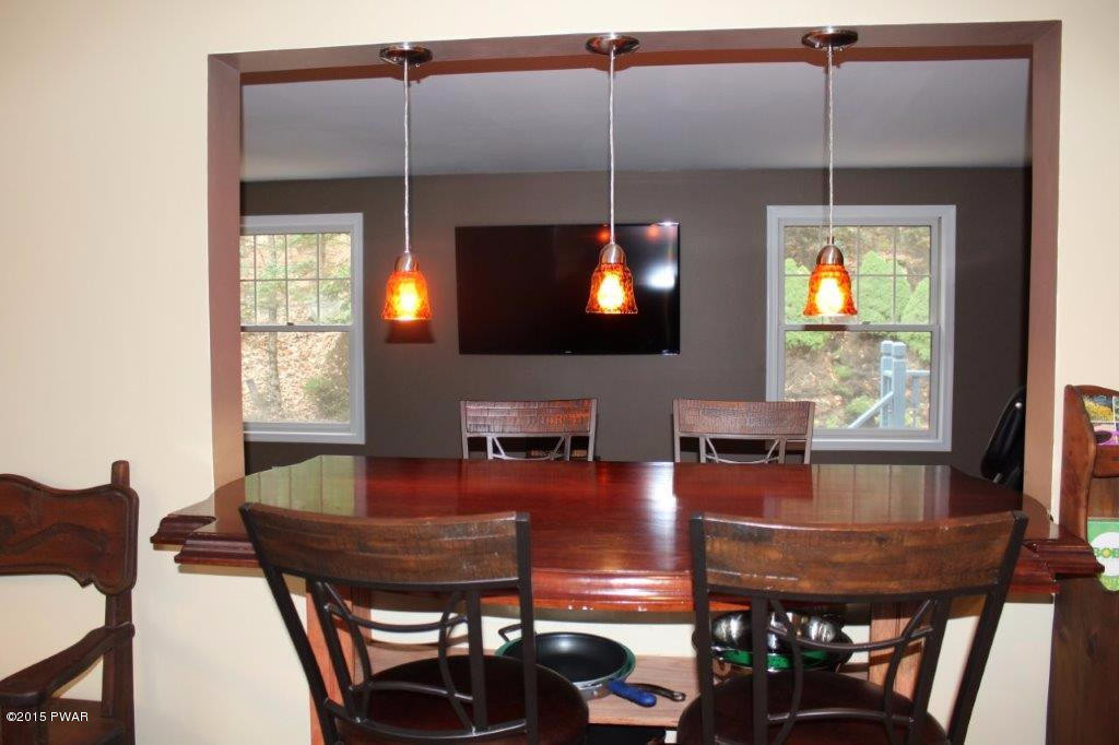 122 Deer Run Road Hawley, PA 18428 - Photo 7 of 39 Gallery Image 7