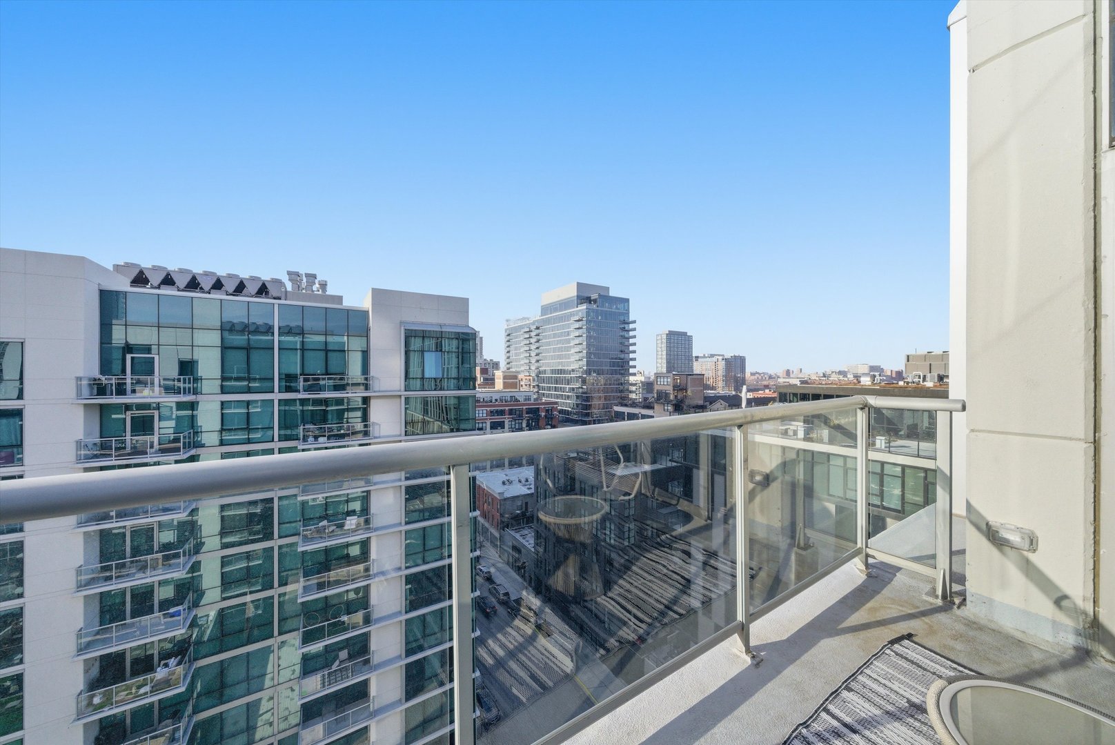 123 South Green Street, Unit 1208B Chicago, IL 60607 - Photo 21 of 32