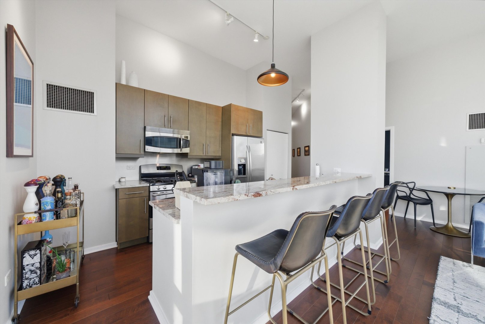 123 South Green Street, Unit 1208B Chicago, IL 60607 - Photo 9 of 32