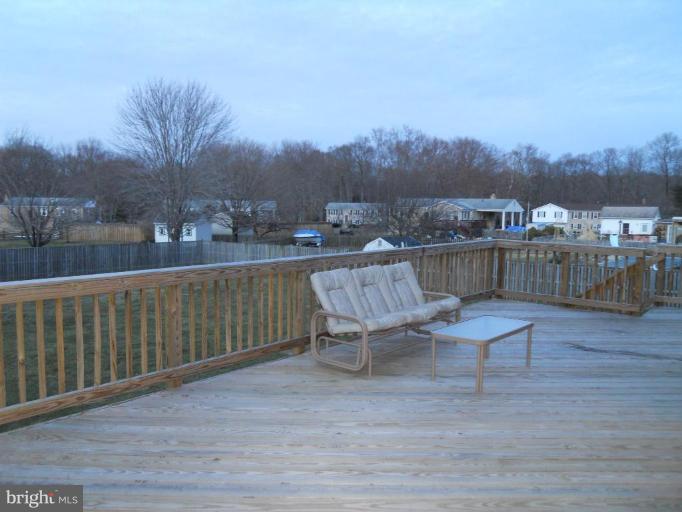 11630 Rivershore Drive Dunkirk, MD 20754 - Photo 9 of 30 Deck
