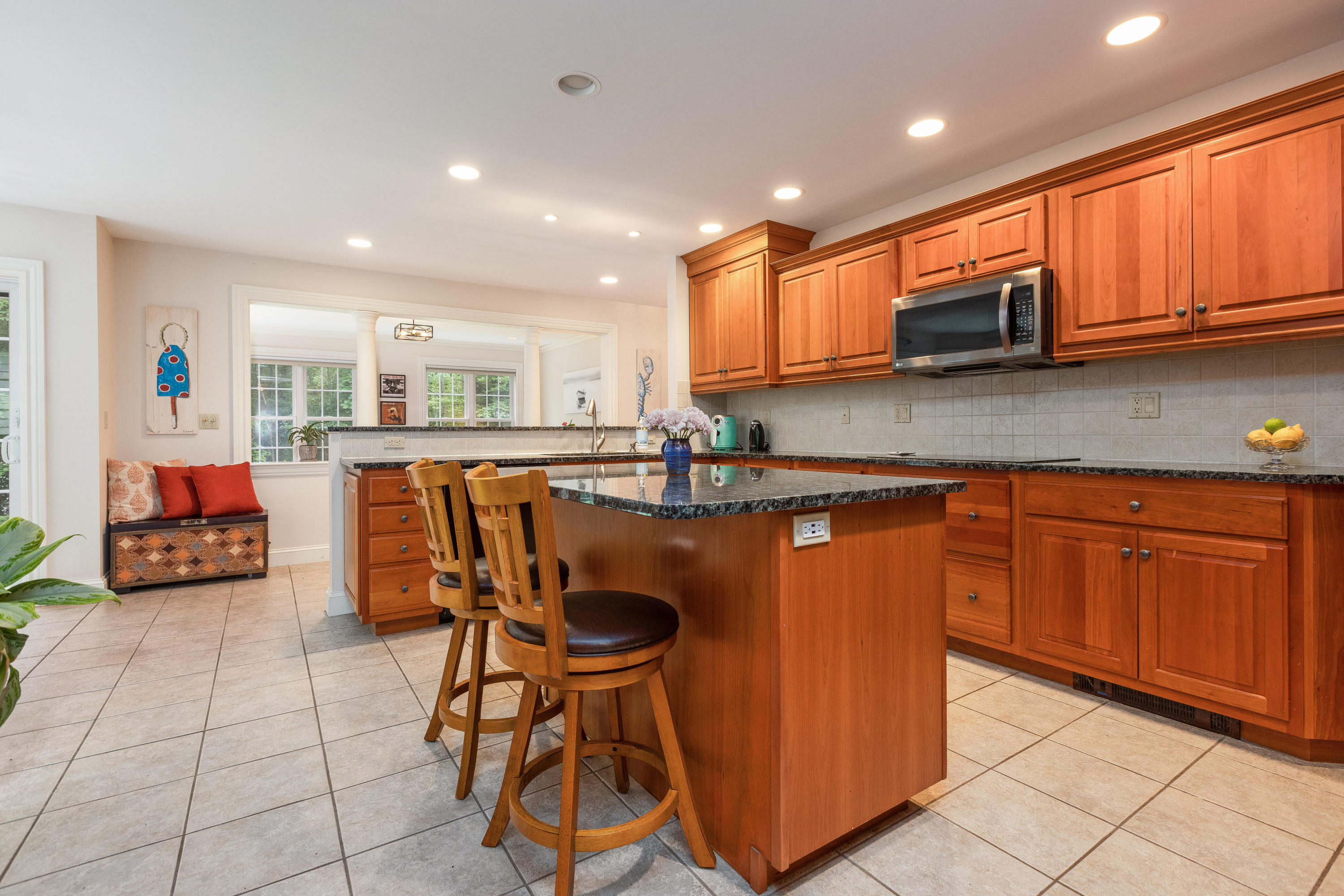 56 Cross Hill Road Cape Elizabeth, ME 04107 - Photo 24 of 54 56 Cross Hill Rd Cape-print-022-019-Kitc