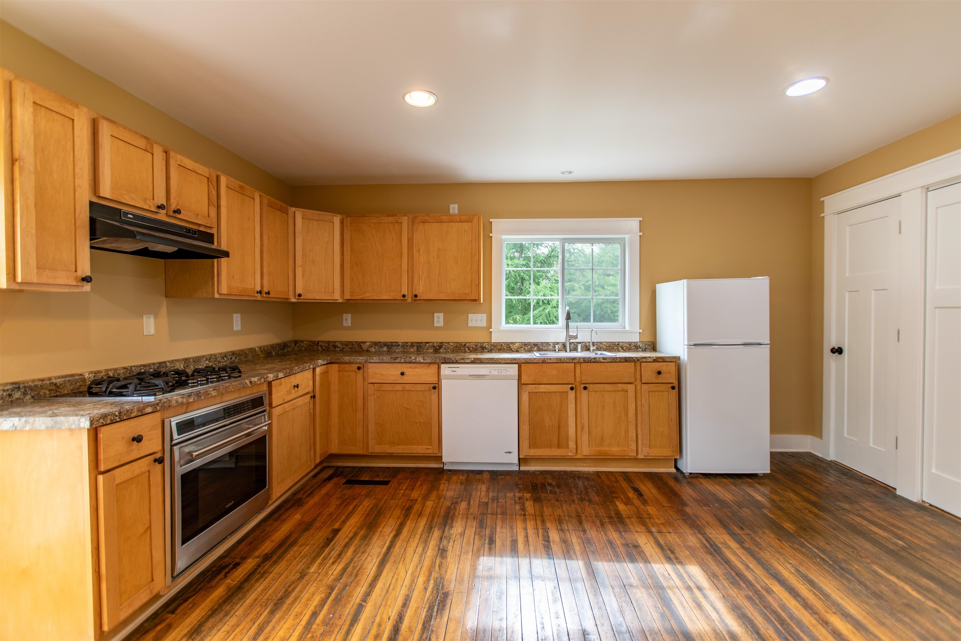 215 5th Street Mineral Point, WI 53565 - Photo 25 of 37