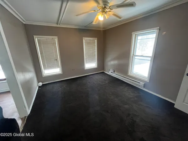 $1,100 | 520 North Market Street, Johnstown, NY 12095