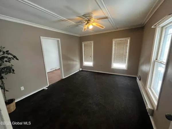 $1,100 | 520 North Market Street, Johnstown, NY 12095
