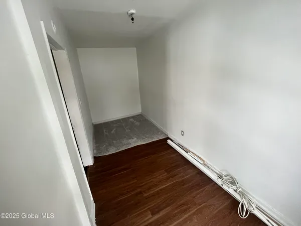 $1,100 | 520 North Market Street, Johnstown, NY 12095