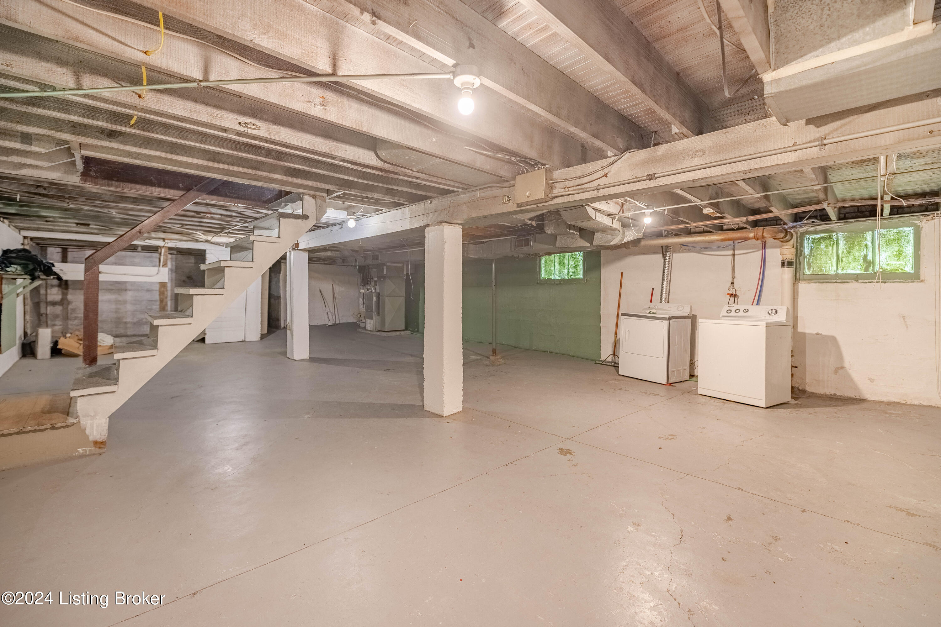 2420 Sherry Road Louisville, KY 40217 - Photo 20 of 22 DSC03719-HDR