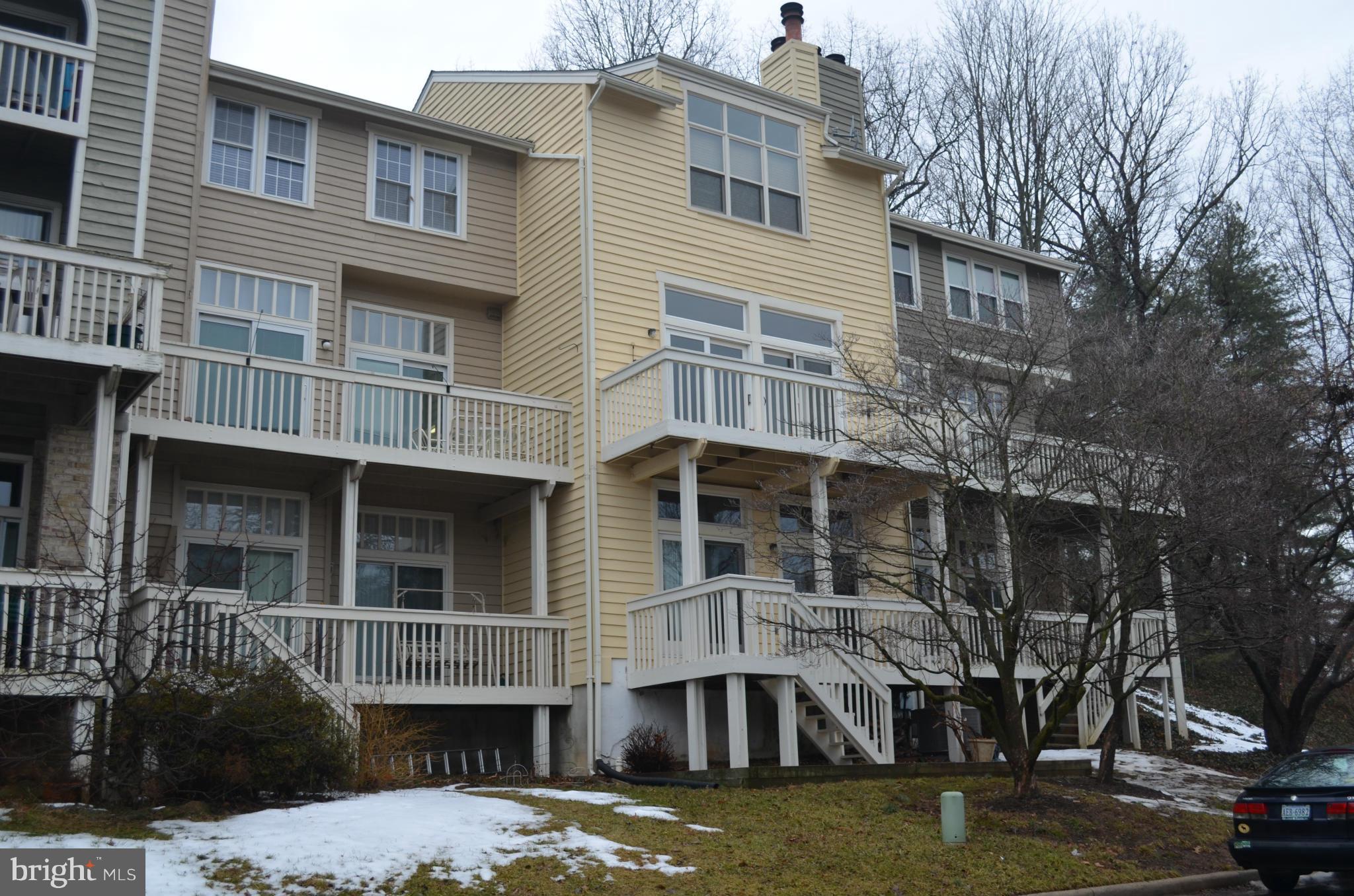 11103 Watermans Drive Reston, VA 20191 - Photo 3 of 27 Exterior (Rear)