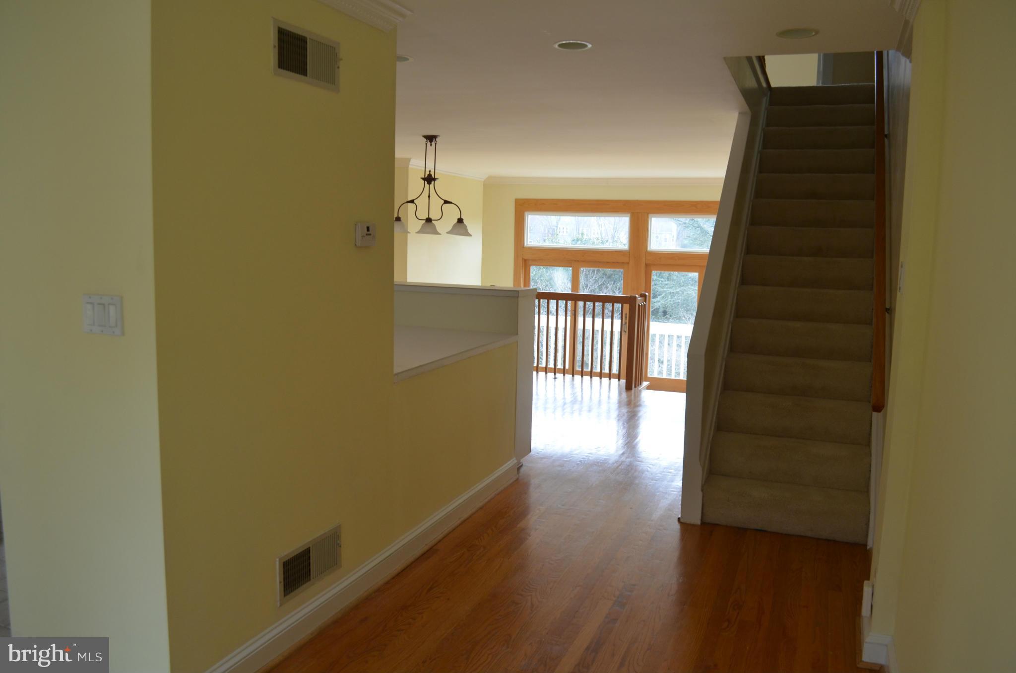 11103 Watermans Drive Reston, VA 20191 - Photo 6 of 27 From entry foyer