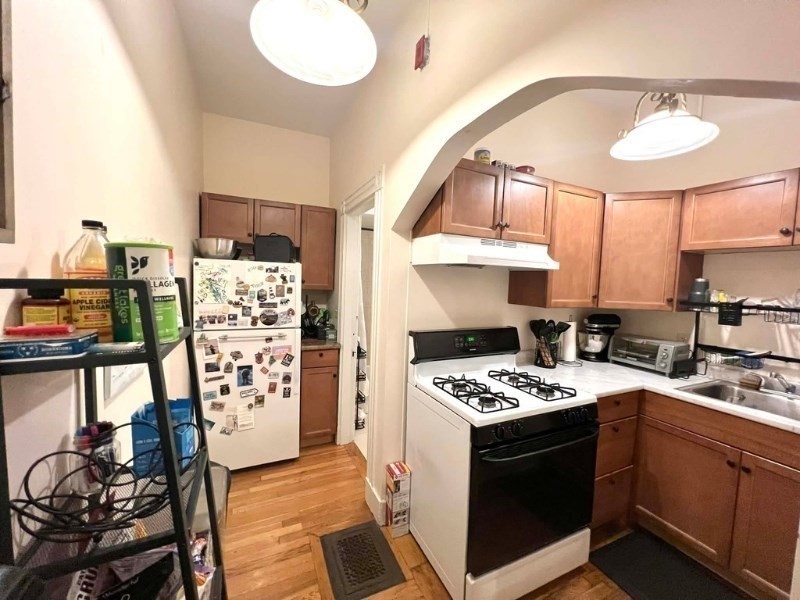 94 Spring Street, Unit 1 Medford, MA 02155 - Photo 6 of 13