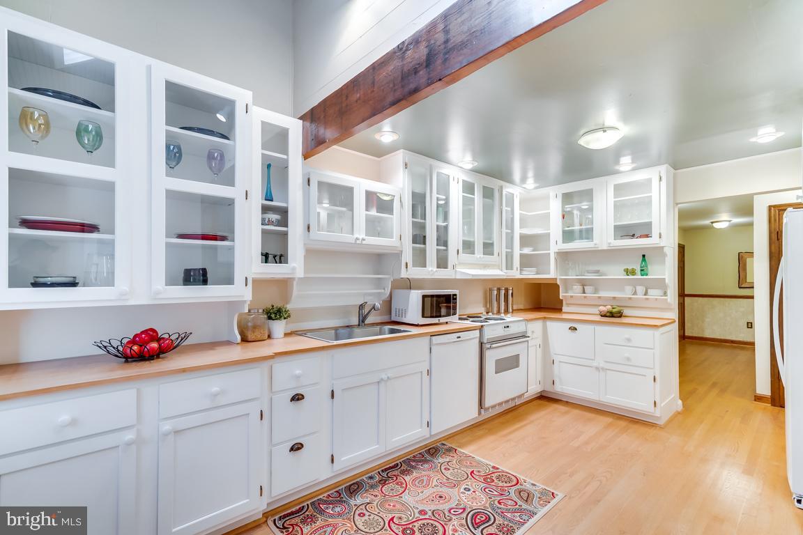 13810 Alderton Road Silver Spring, MD 20906 - Photo 19 of 46