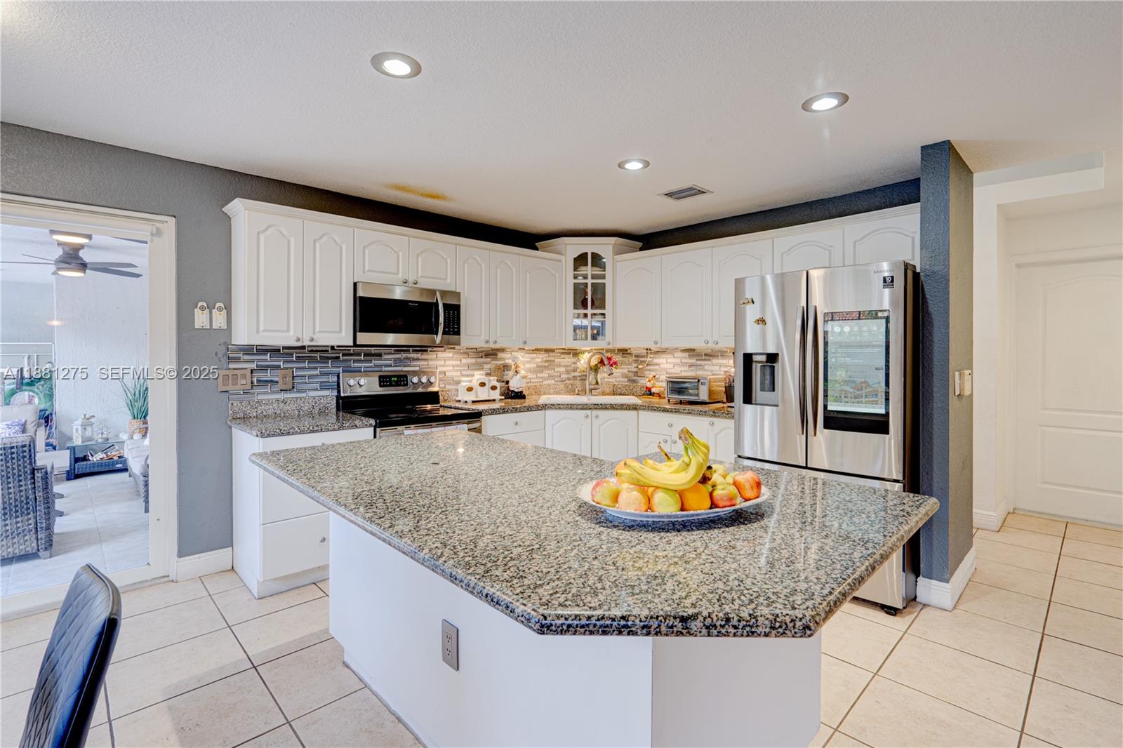 15750 Southwest 45th Street Miami, FL 33185 - Photo 17 of 45