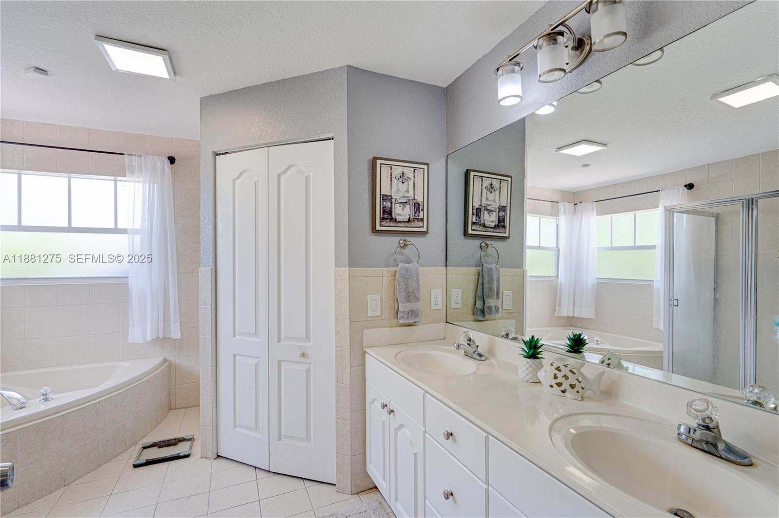 15750 Southwest 45th Street Miami, FL 33185 - Photo 29 of 45