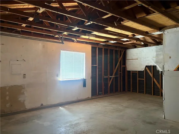 $1,995 | 13508 Mohawk Road, Apple Valley, CA 92308