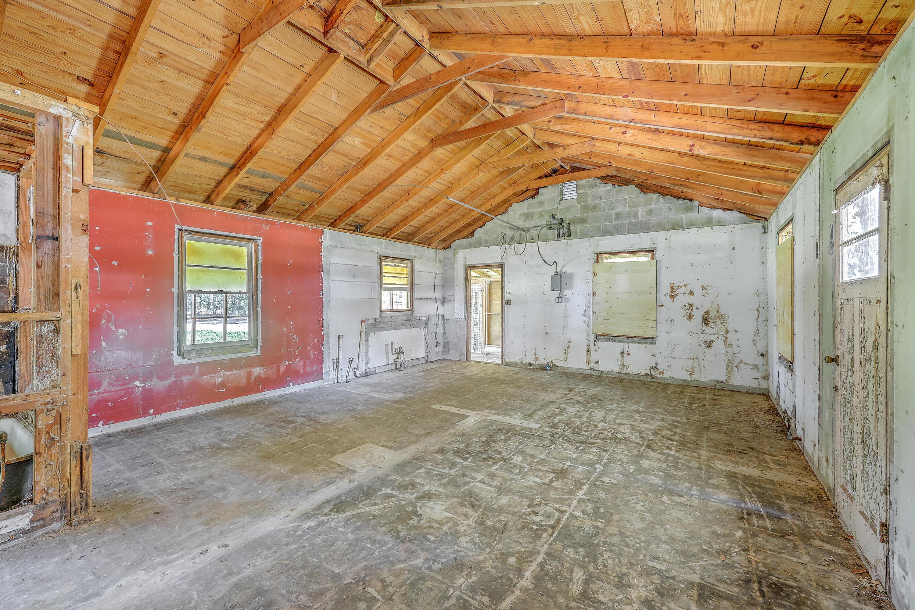 700 Peake Street Holly Hill, SC 29059 - Photo 7 of 36 ZYN_6029_30_31_32_33_34_35