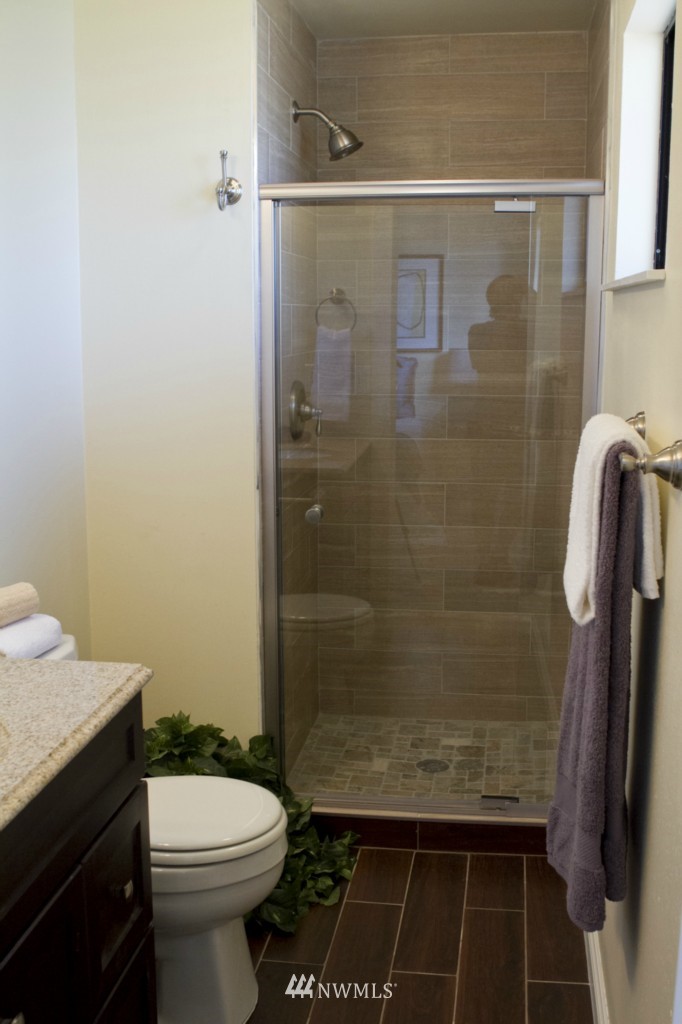 4437 Northeast 23rd Court Renton, WA 98059 - Photo 16 of 25