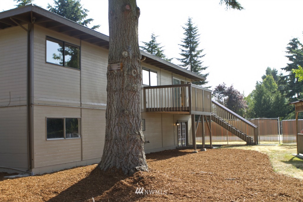 4437 Northeast 23rd Court Renton, WA 98059 - Photo 23 of 25