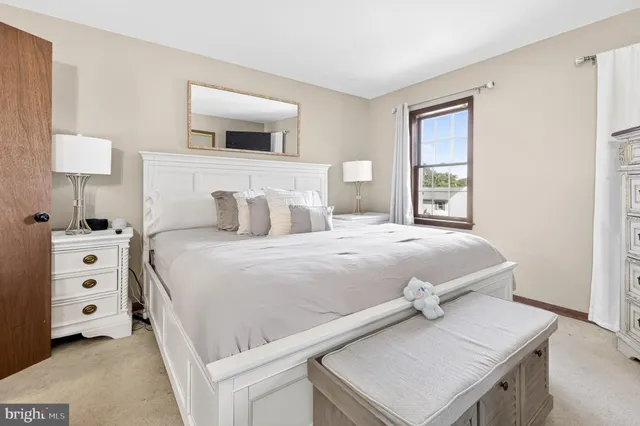 $378,000 | 710 Dustin Drive, Lancaster, PA 17601