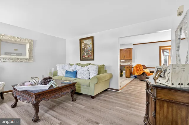 $378,000 | 710 Dustin Drive, Lancaster, PA 17601