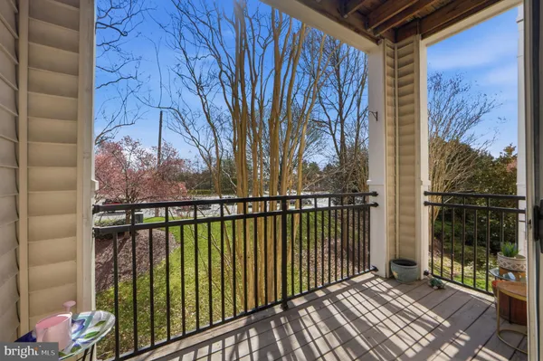 $430,000 | 12917 Centre Park Circle, Unit 217, Herndon, VA 20171