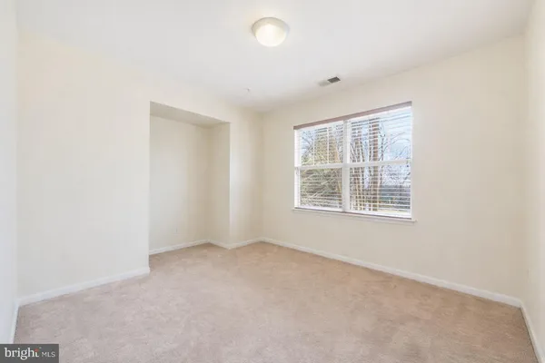 $430,000 | 12917 Centre Park Circle, Unit 217, Herndon, VA 20171