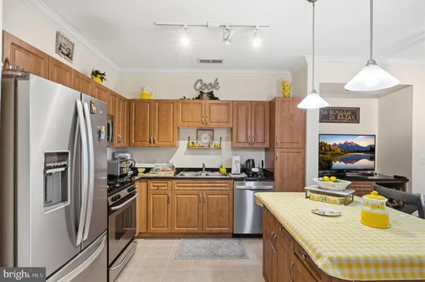 $430,000 | 12917 Centre Park Circle, Unit 217, Herndon, VA 20171