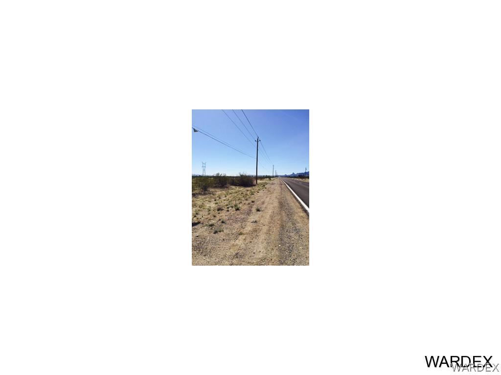 2066 South Estrella Road Golden Valley, AZ 86413 - Photo 3 of 5
