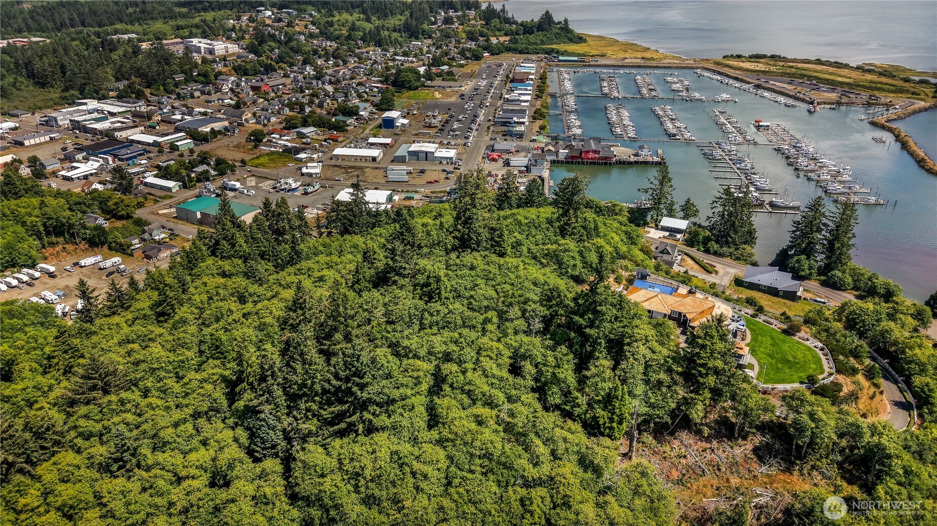 0 4th Avenue Southwest Ilwaco, WA 98624 - Photo 1 of 22 a view of a building