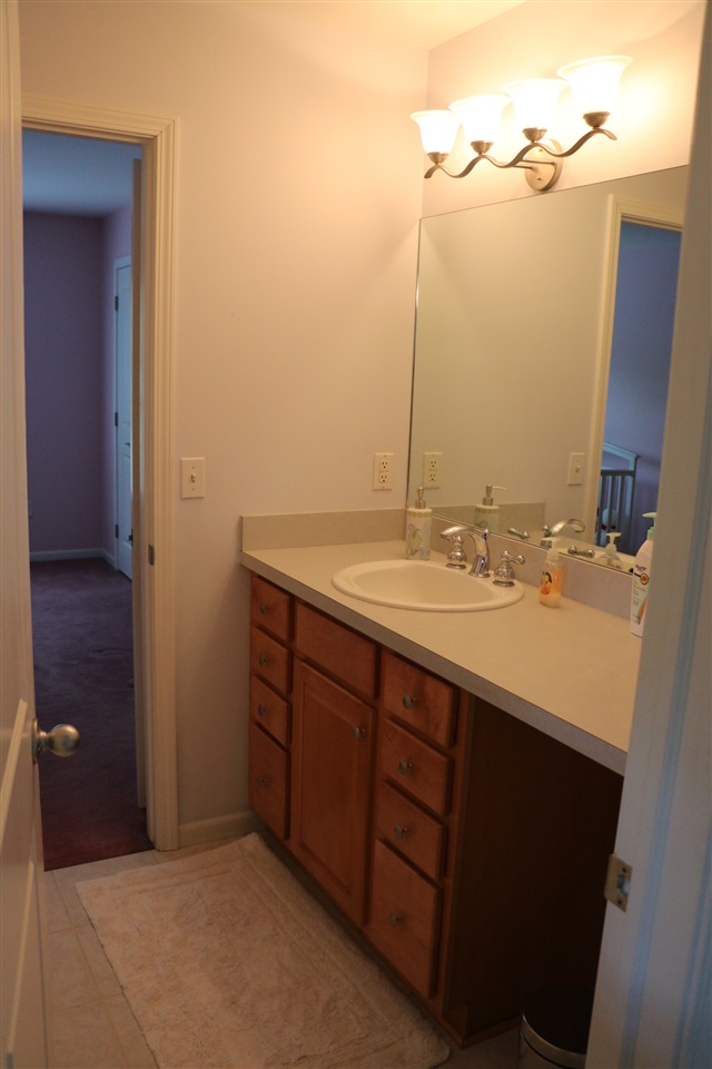 1492 Reid Road Grand Blanc, MI 48439 - Photo 21 of 30 bathroom 3