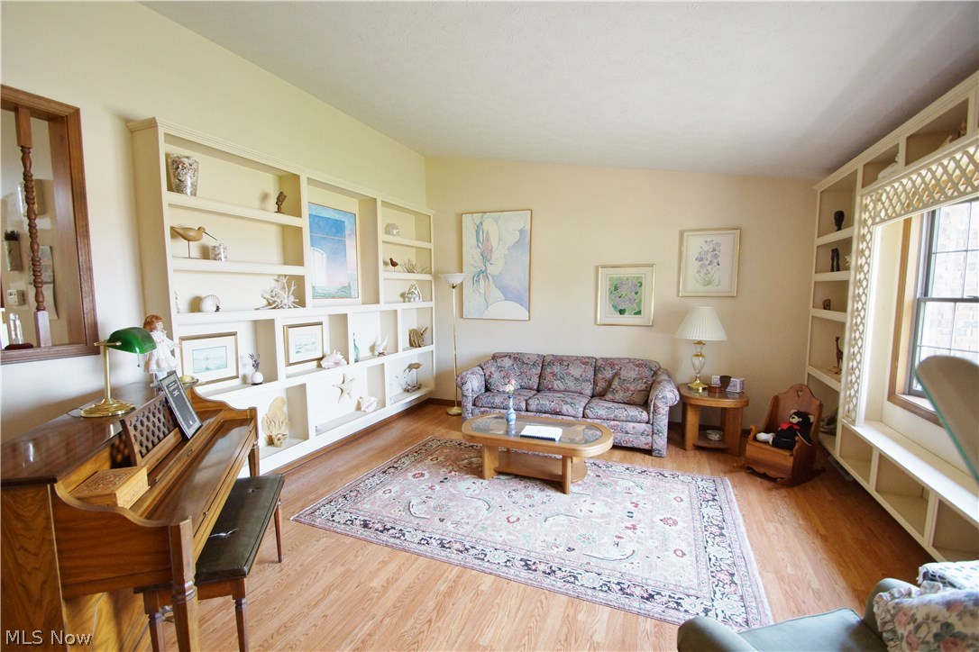 282 Decourcey Rittman, OH 44270 - Photo 9 of 35 Gallery Image 9