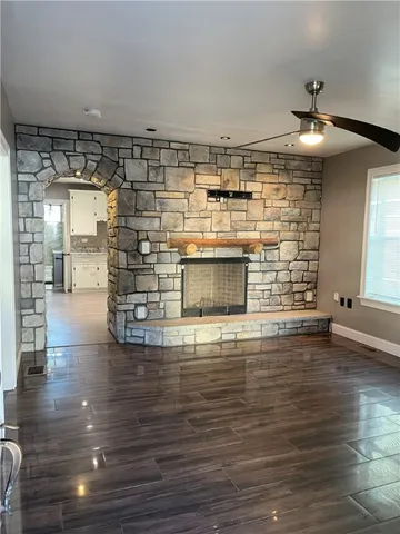 $2,050 | 223 Burnside Avenue, Unit 1, Woonsocket, RI 02895