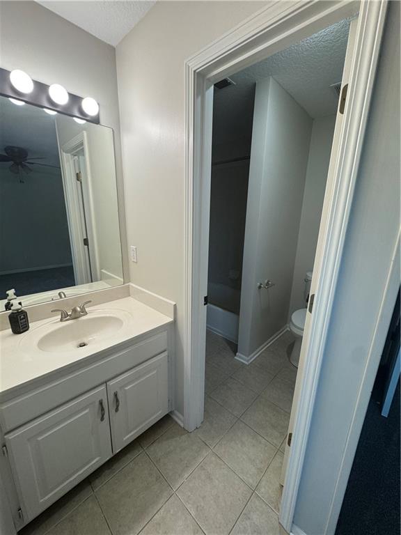4204 Northeast Kennesaw Ridge Lee's Summit, MO 64064 - Photo 28 of 42